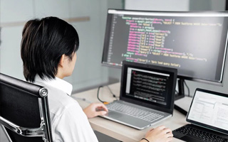 贺州 api php源码,下载的php源码怎么运行呢？